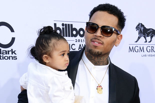 Chris Brown revela-se cada vez mais como um pai ‘babado’